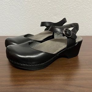 Dansko Black Leather Sandal/Clog
